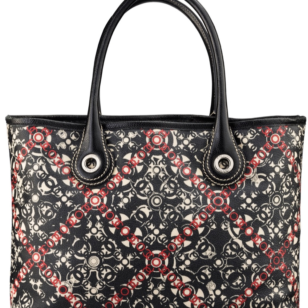 🌟CHANEL! Travel COCO red logo tote. removable pouch. ✈️ - Picture 4 of 11
